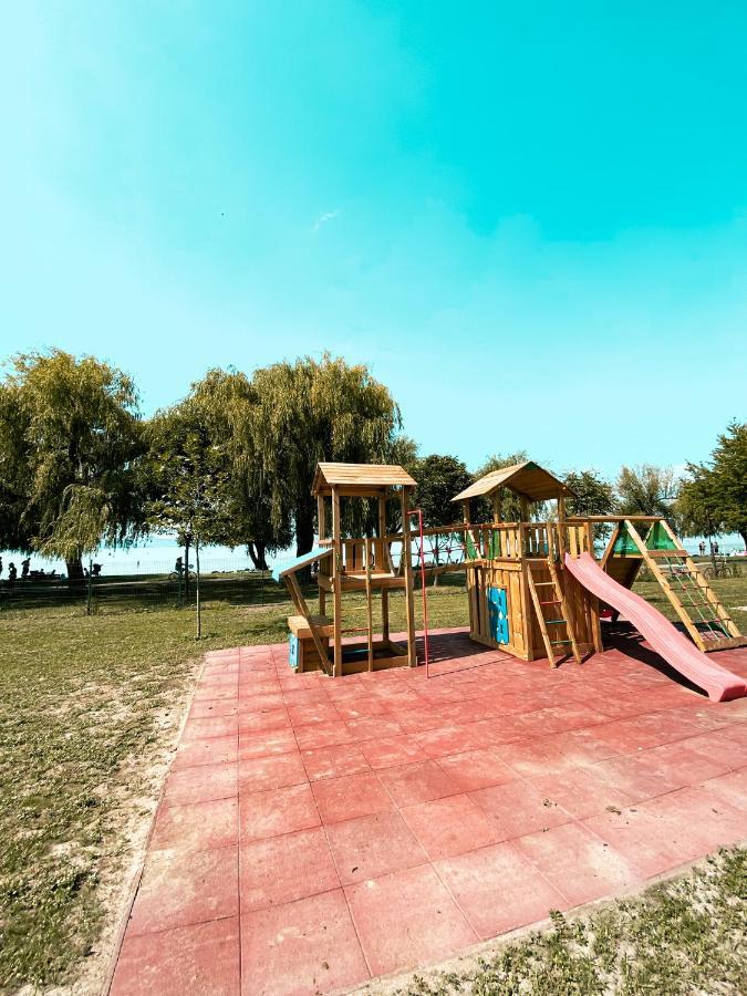 Marine Apartman By Bltn Siofok Exterior photo
